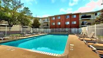 Grand gateway heated pool retreat